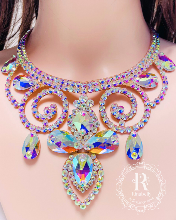 りんな様 若草色のシャンデリア♡ネックレス 社交ダンス ベリー りんな様 若草色のシャンデリア♡ネックレス 社交ダンス ベリー